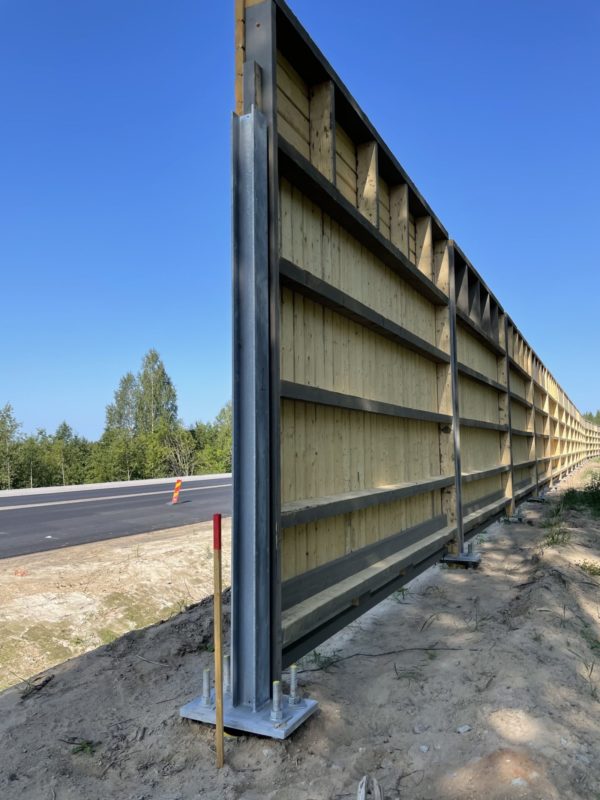 Stolpar för bullerskydd - Bild 2